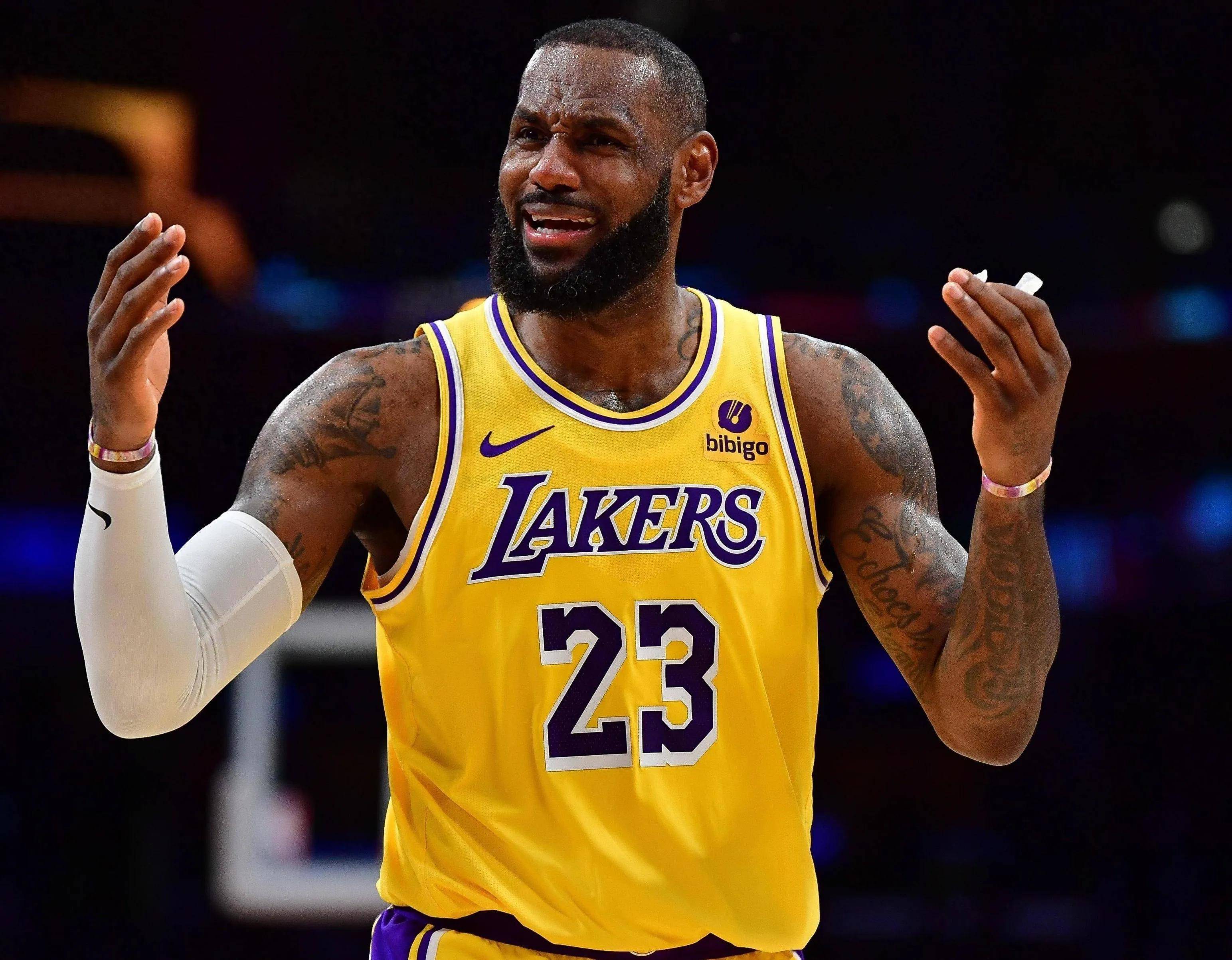 亚博中国官网-湖人球星三分绝杀，全场观众热烈欢呼，日期还是这些.-亚博中国官网