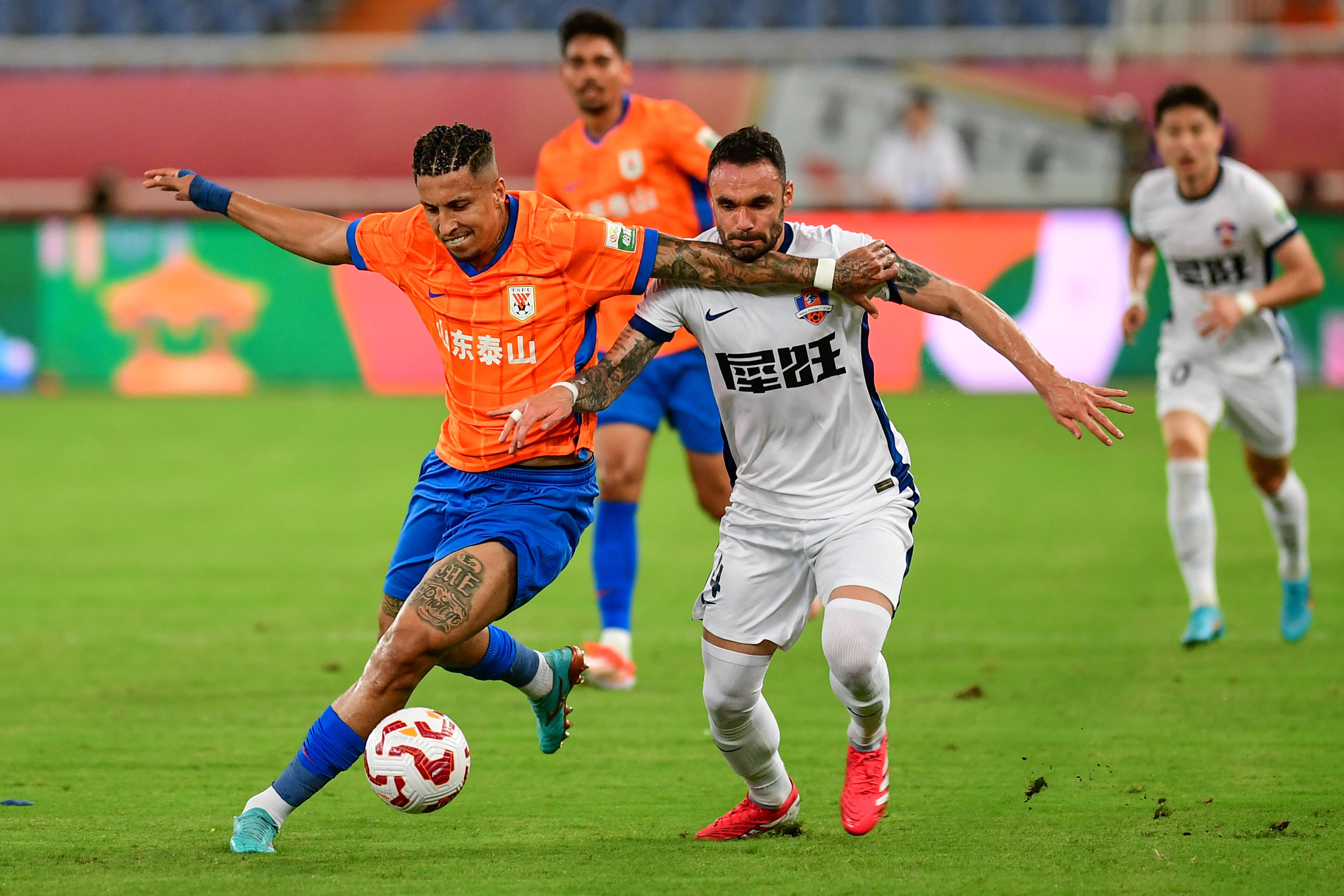 Yabo Sports-包含冲刺阶段欧篮联传出新动向，山东泰山刷新队史纪录，管理层表态：引发热议，高层口径保持一致的词条-Yabo Sports